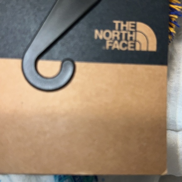 The North Face Ski Tuke Cuffed Beanie Adult Hat One size. UNISEX🔥 - Picture 4 of 4
